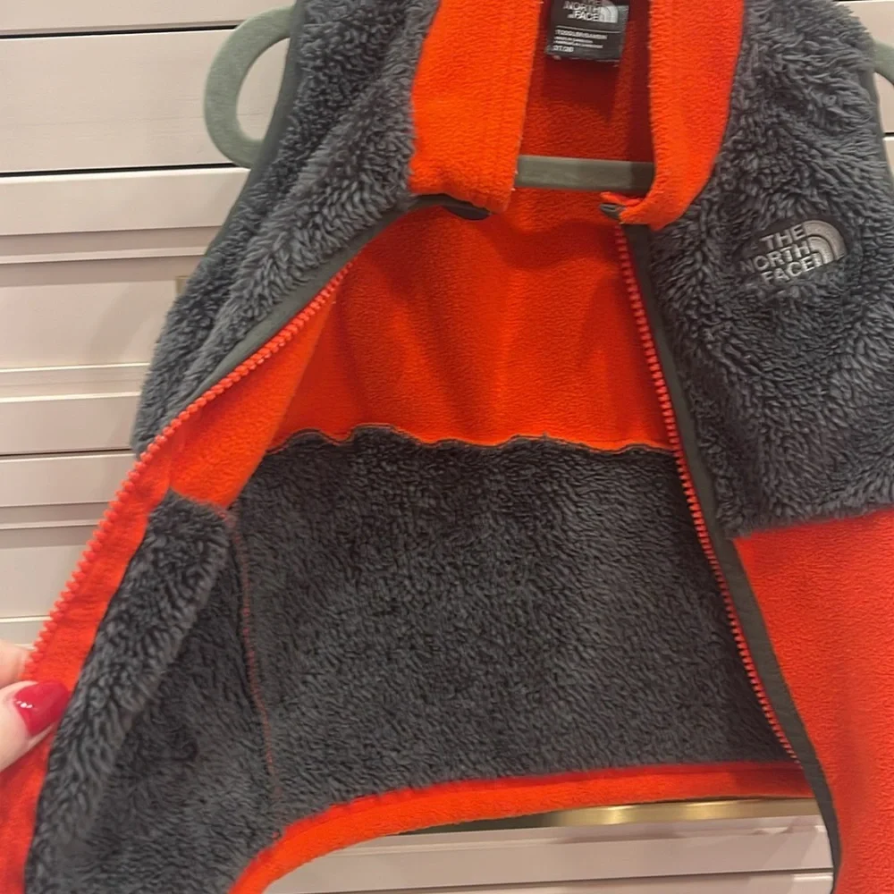 3T Vest - Picture 4 of 4